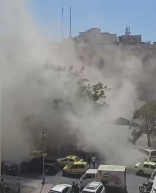  انهيار مبنى وزارة الداخلية القديم وسط دمشق