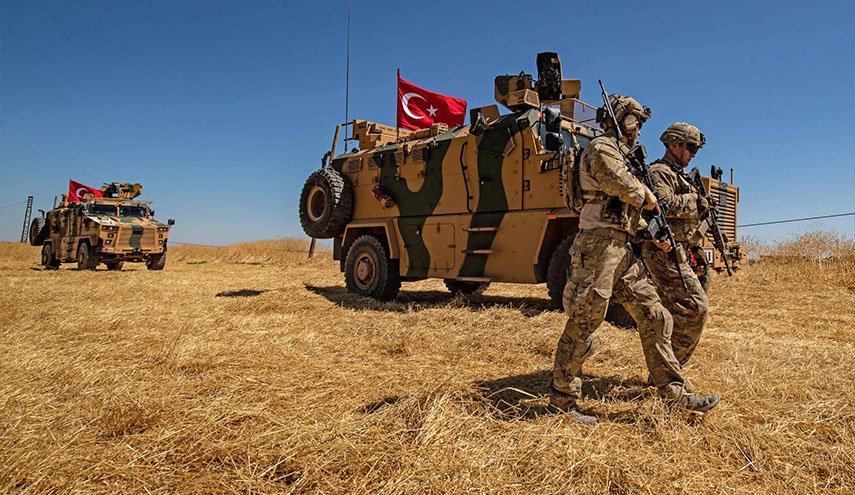 تركيا تطلق كلاب شرسة على قرى سورية حدودية