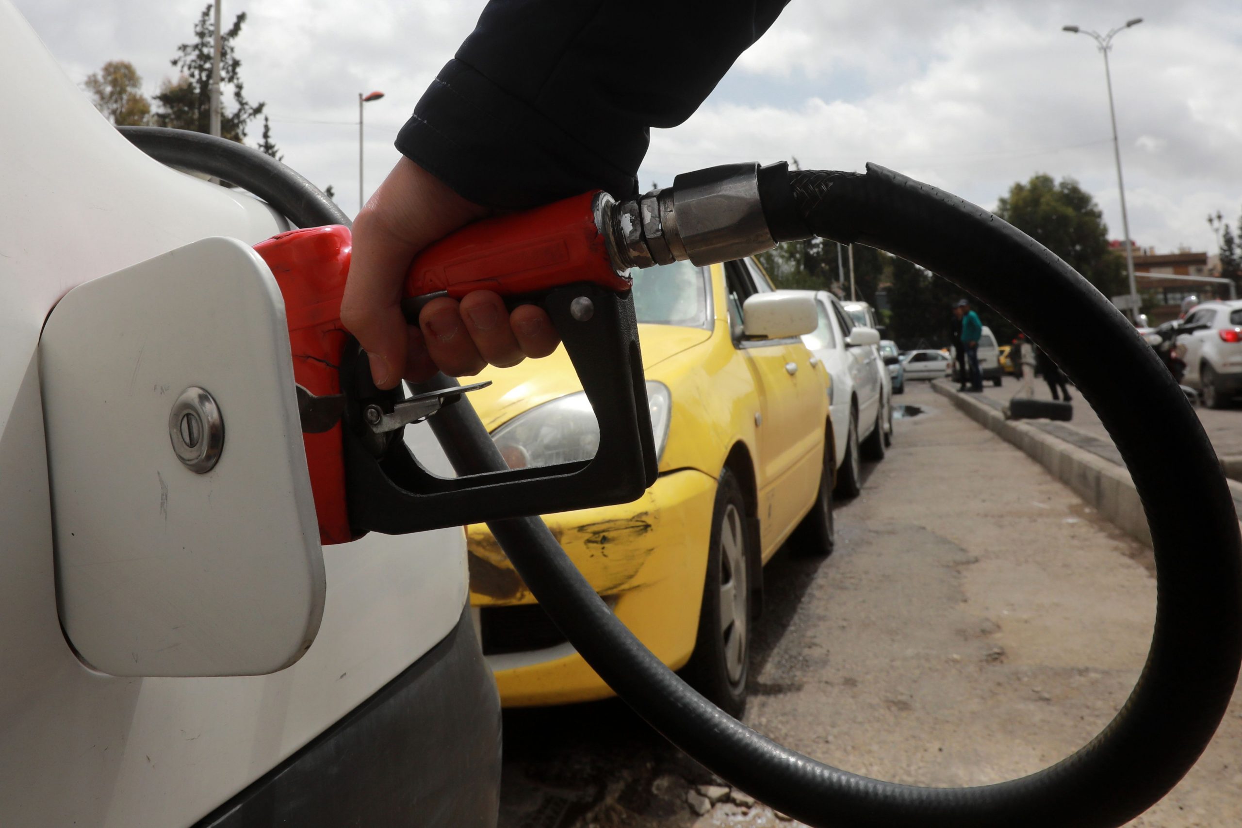 رفع سعر مادتي البنزين الممتاز والاوكتان 95 واسطوانة الغاز المنزلي دمشق